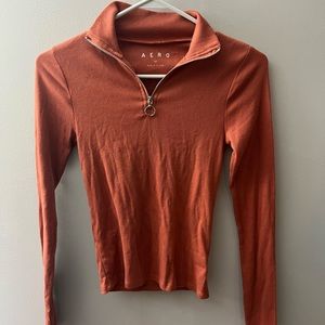 Long sleeve quarter zip